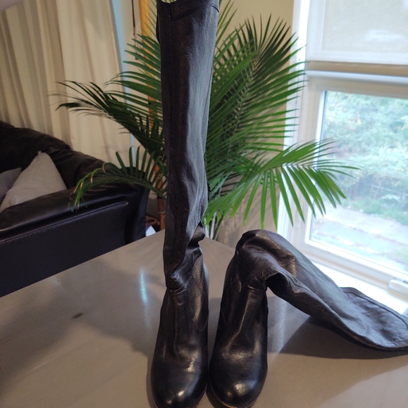 Steve Madden,Black Leather Upper to the Knee Boots - Picture 1 of 5